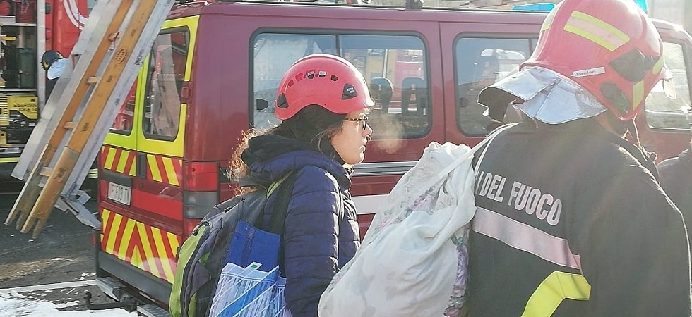 La disperazione dopo l'incendio: Abbiamo perso tutto''